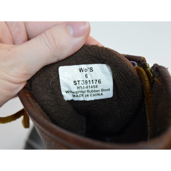 Sperry Topsider leather duck boots rain boots size 6 - Picture 5 of 6